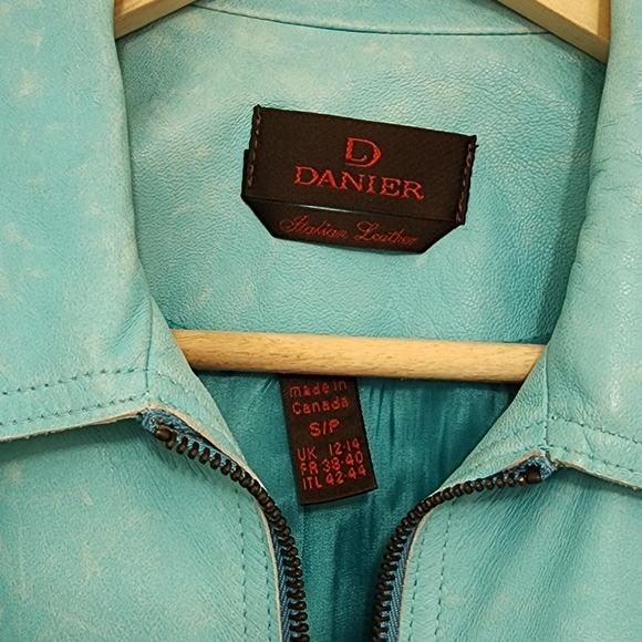 Danier Women's Real Leather Moto Jacket - Picture 10 of 11